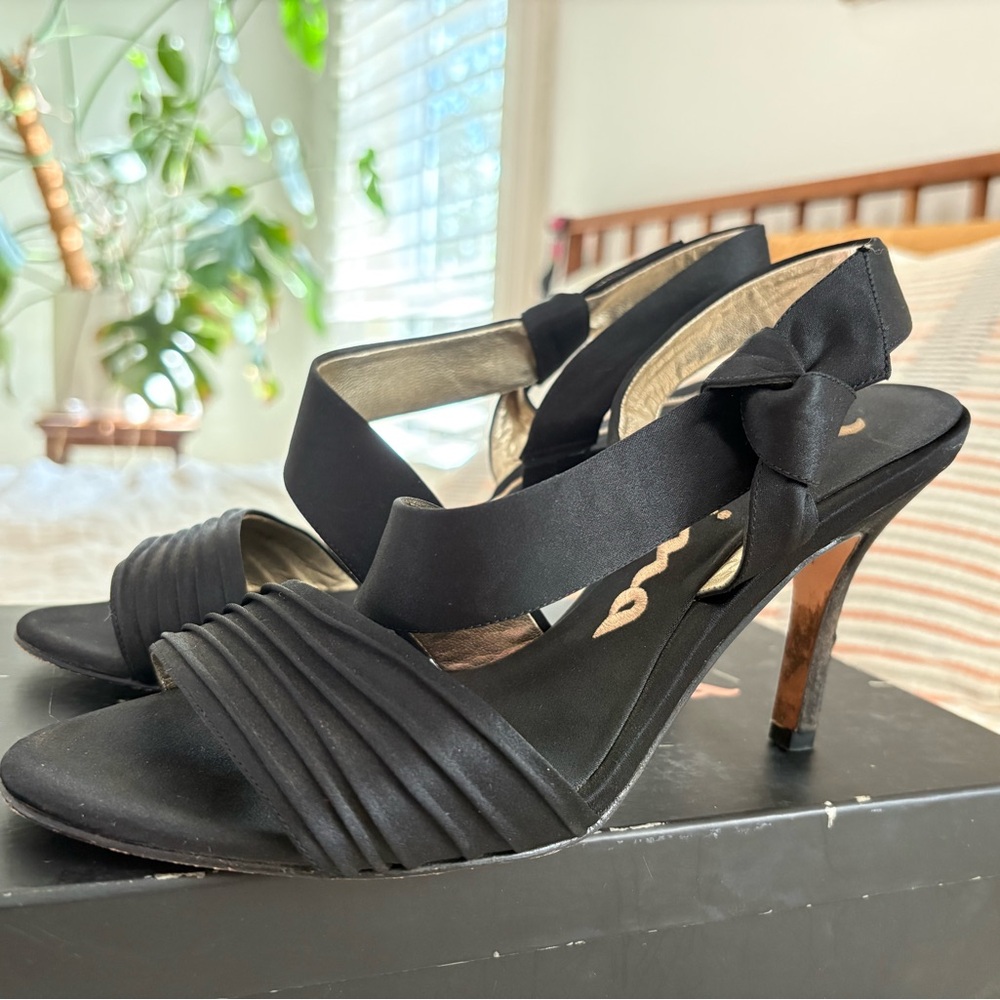 Nina Black Satin Heels with Bow Accent - image 2